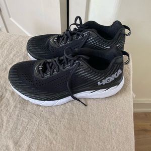 Hoka One One Clifton 5